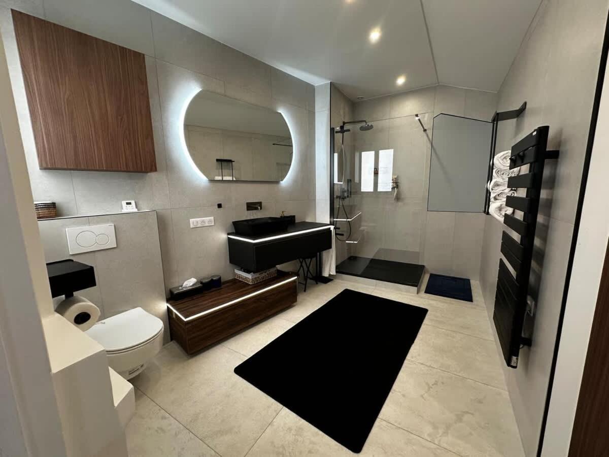Family Designer House In The Heart Of Montparnasse